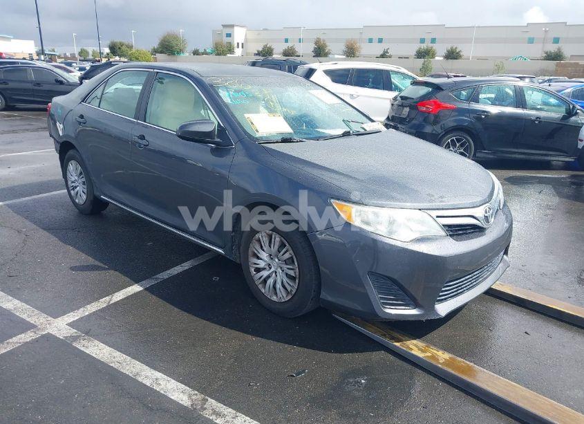 2012 Toyota Camry LE (VIN 4T1BF1FK3CU601756) main photo
