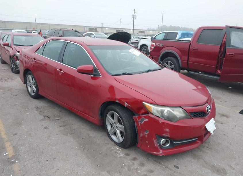 2012 Toyota Camry SE (VIN 4T1BF1FK3CU622154) main photo