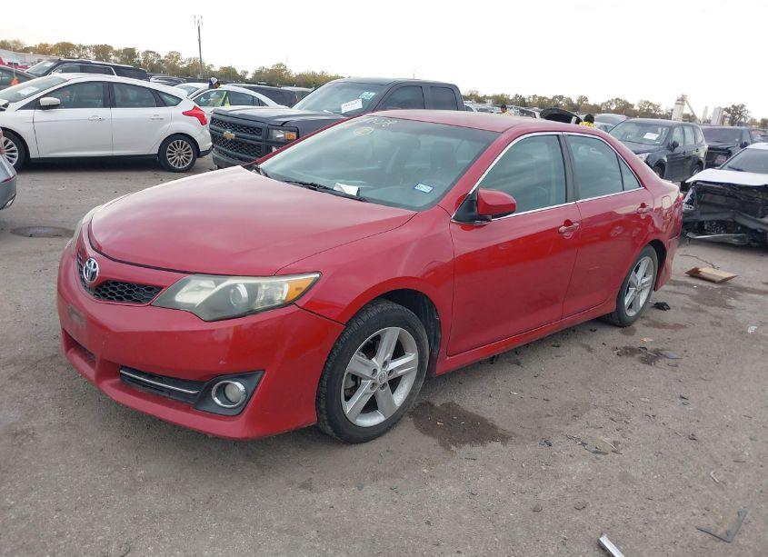 Photo 2 of 2012 Toyota Camry SE (VIN 4T1BF1FK3CU623613)