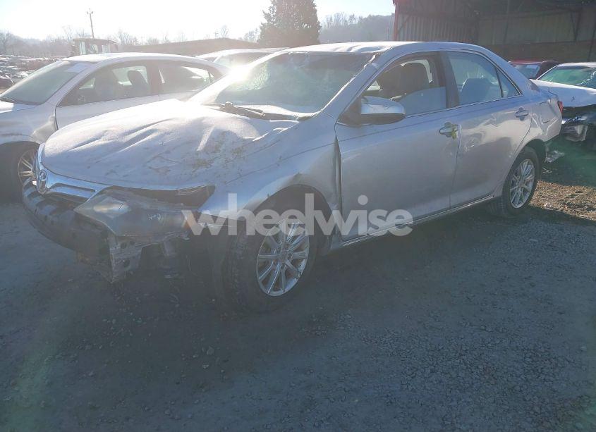 Photo 2 of 2013 Toyota Camry LE (VIN 4T1BF1FK3DU223181)