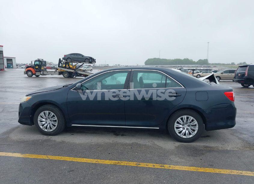 Photo 14 of 2013 Toyota Camry LE (VIN 4T1BF1FK3DU232950)