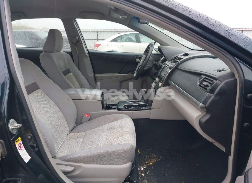 Photo 5 of 2013 Toyota Camry LE (VIN 4T1BF1FK3DU232950)