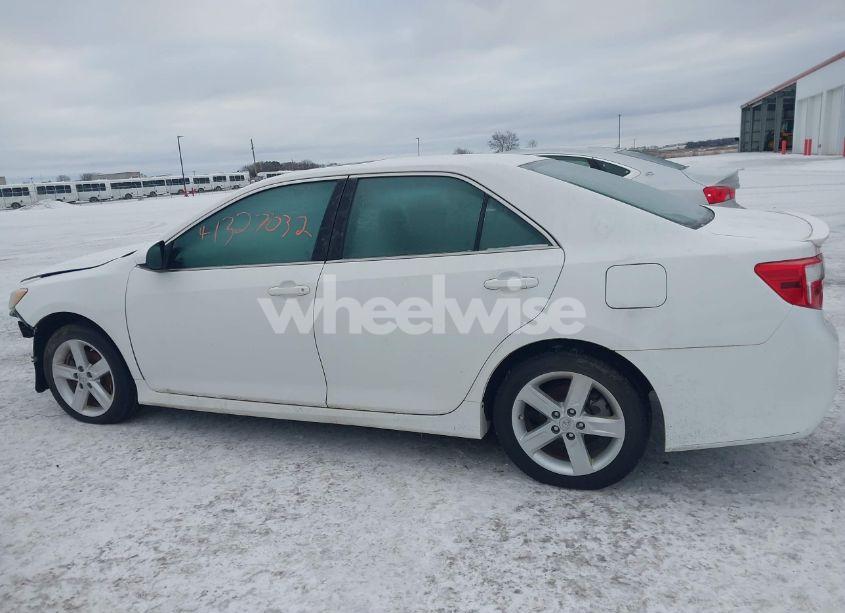 Photo 14 of 2013 Toyota Camry SE (VIN 4T1BF1FK3DU258772)