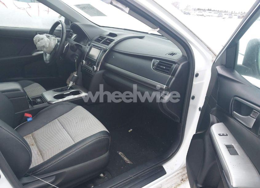 Photo 5 of 2013 Toyota Camry SE (VIN 4T1BF1FK3DU258772)