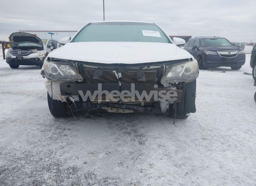 Photo 6 of 2013 Toyota Camry SE (VIN 4T1BF1FK3DU258772)