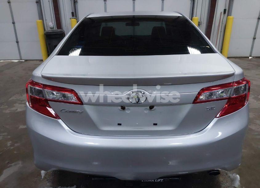 Photo 16 of 2013 Toyota Camry SE (VIN 4T1BF1FK3DU271523)