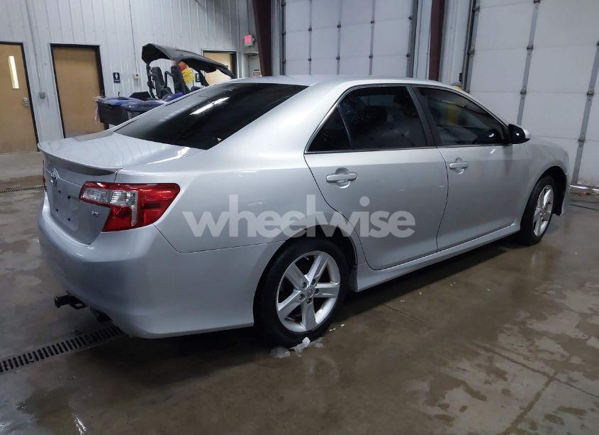 Photo 4 of 2013 Toyota Camry SE (VIN 4T1BF1FK3DU271523)