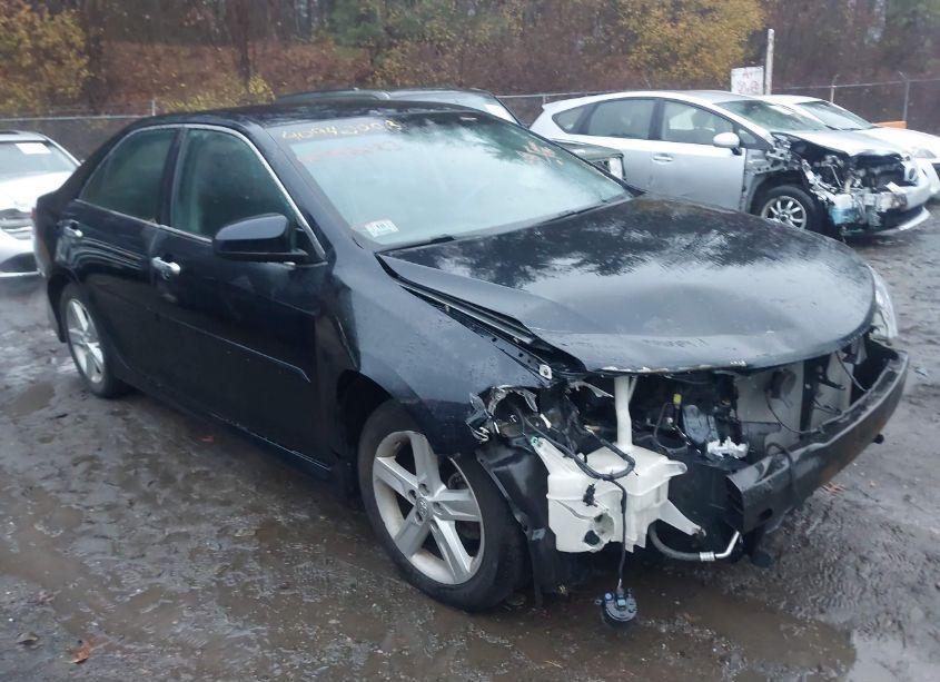 2013 Toyota Camry SE (VIN 4T1BF1FK3DU286278) main photo