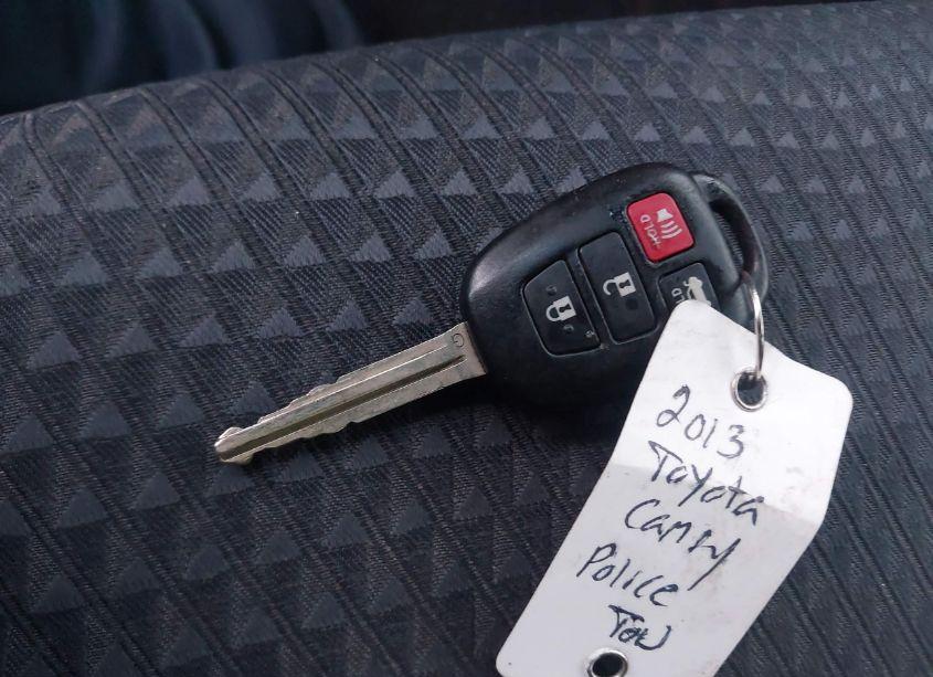 Photo 11 of 2013 Toyota Camry SE (VIN 4T1BF1FK3DU286278)