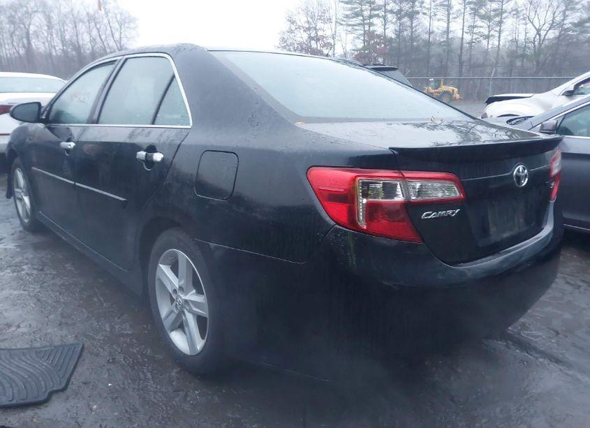 Photo 3 of 2013 Toyota Camry SE (VIN 4T1BF1FK3DU286278)