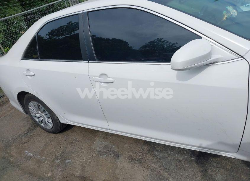 Photo 13 of 2013 Toyota Camry LE (VIN 4T1BF1FK3DU292971)