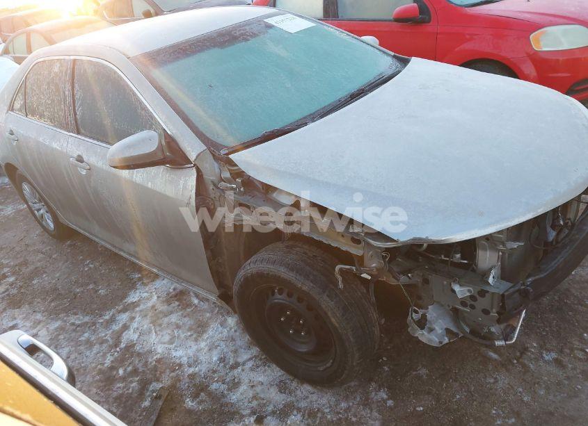 2013 Toyota Camry LE (VIN 4T1BF1FK3DU298074) main photo