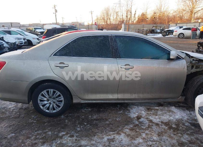 Photo 13 of 2013 Toyota Camry LE (VIN 4T1BF1FK3DU298074)