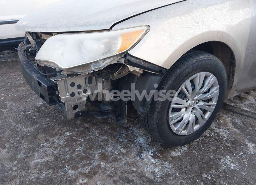 Photo 18 of 2013 Toyota Camry LE (VIN 4T1BF1FK3DU298074)