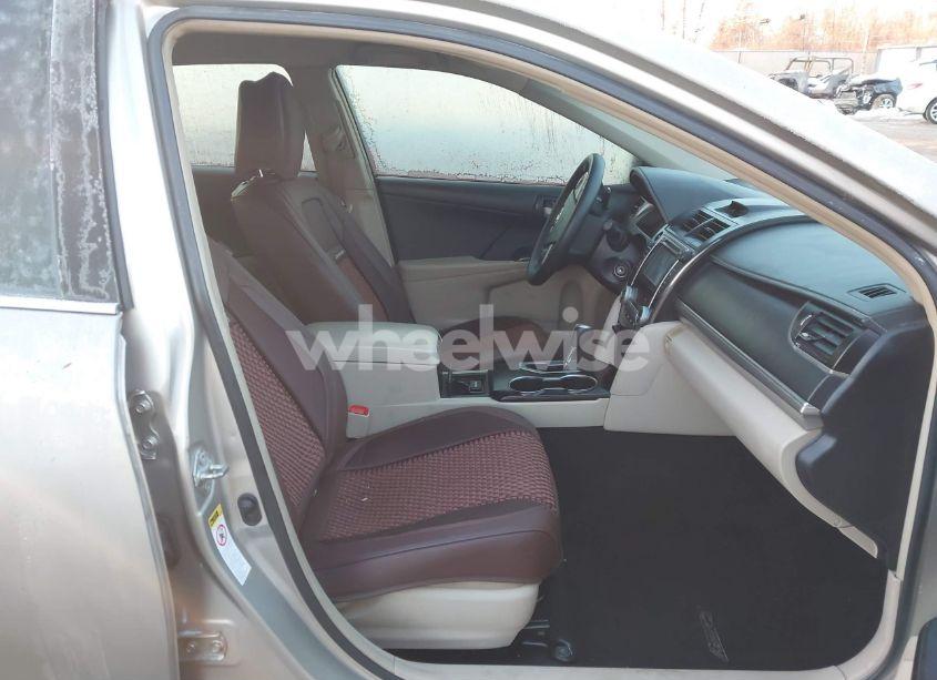 Photo 5 of 2013 Toyota Camry LE (VIN 4T1BF1FK3DU298074)