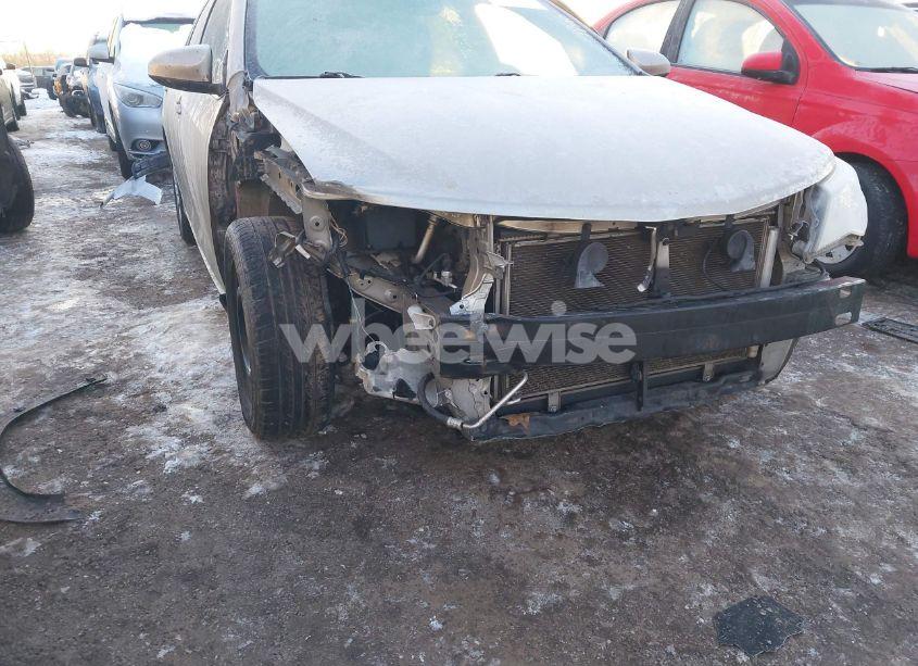 Photo 6 of 2013 Toyota Camry LE (VIN 4T1BF1FK3DU298074)