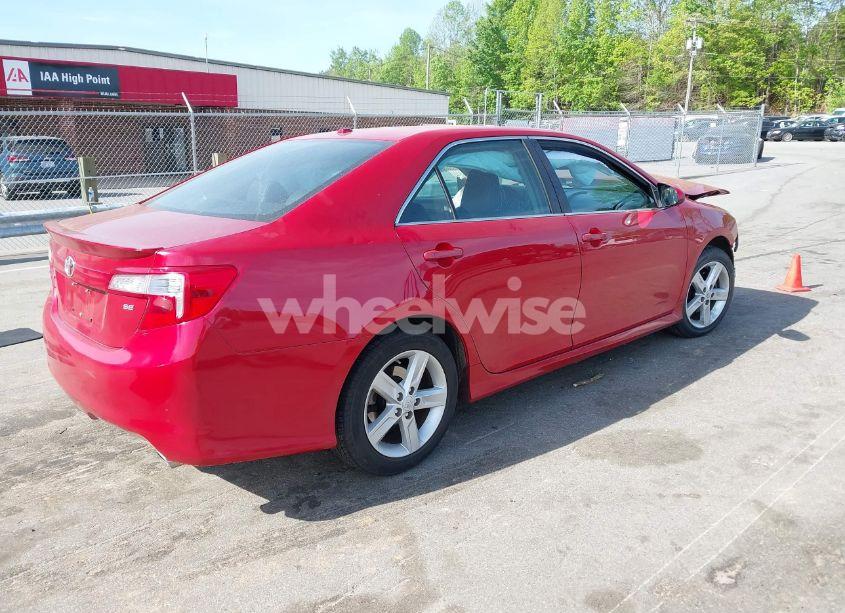 Photo 4 of 2013 Toyota Camry SE (VIN 4T1BF1FK3DU638985)