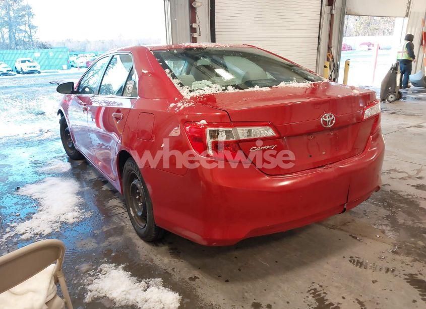 Photo 3 of 2013 Toyota Camry L (VIN 4T1BF1FK3DU651512)