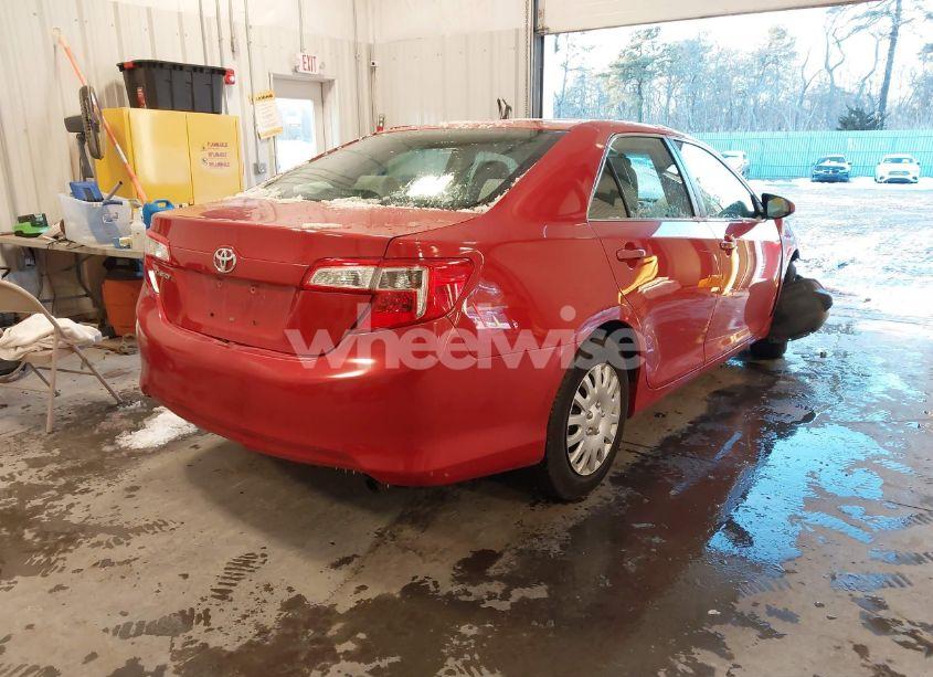 Photo 4 of 2013 Toyota Camry L (VIN 4T1BF1FK3DU651512)