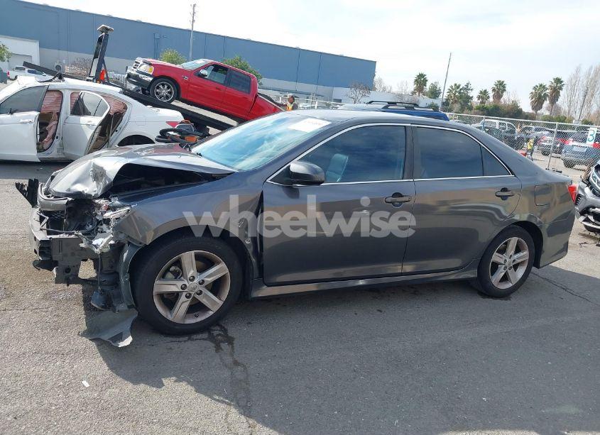 Photo 15 of 2013 Toyota Camry SE (VIN 4T1BF1FK3DU656774)