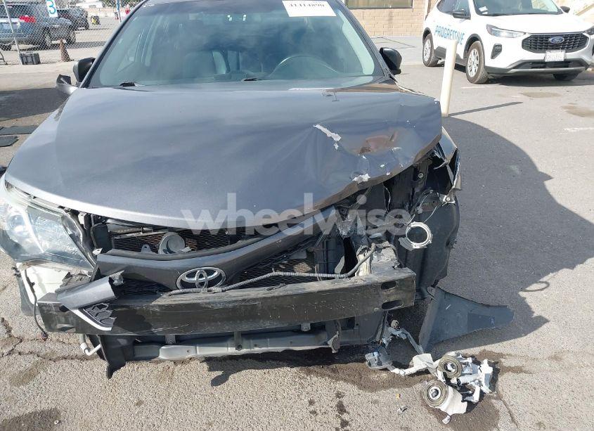 Photo 6 of 2013 Toyota Camry SE (VIN 4T1BF1FK3DU656774)