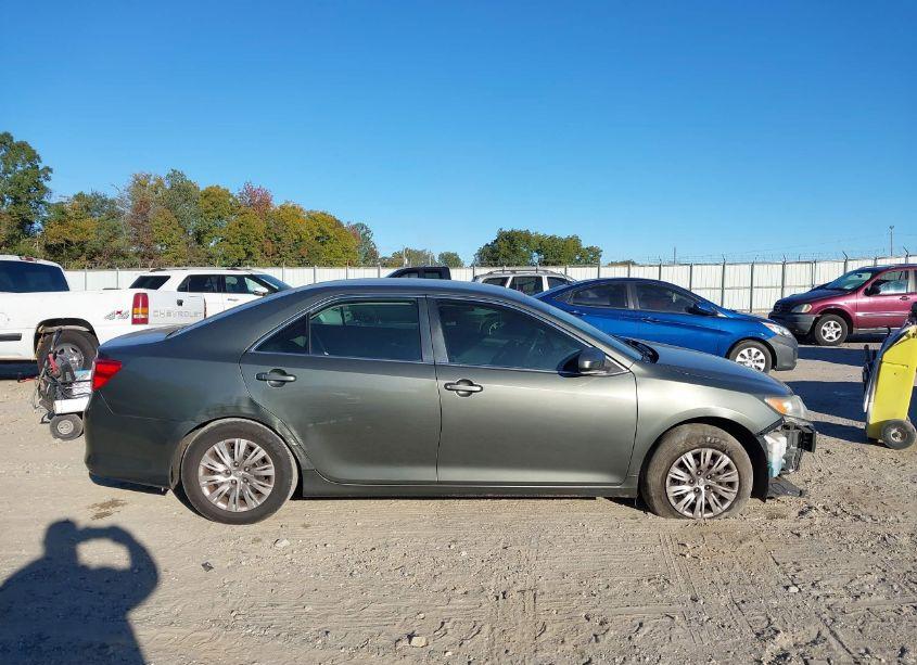 Photo 14 of 2013 Toyota Camry L (VIN 4T1BF1FK3DU669119)