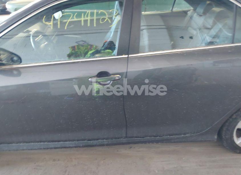 Photo 14 of 2013 Toyota Camry SE (VIN 4T1BF1FK3DU671209)