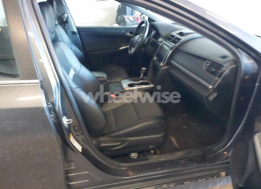 Photo 5 of 2013 Toyota Camry SE (VIN 4T1BF1FK3DU671209)