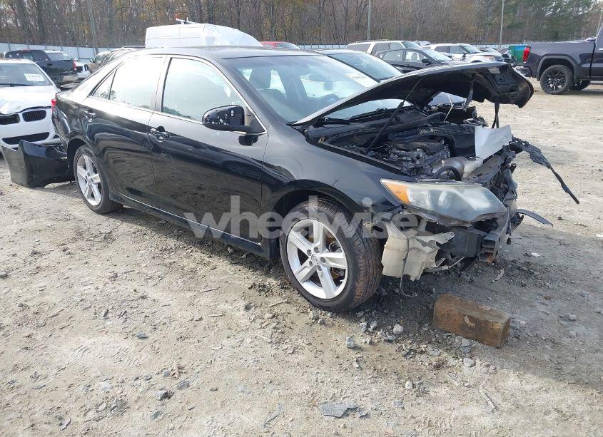 2013 Toyota Camry SE (VIN 4T1BF1FK3DU680508) main photo