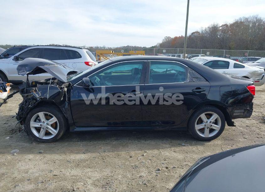 Photo 15 of 2013 Toyota Camry SE (VIN 4T1BF1FK3DU680508)