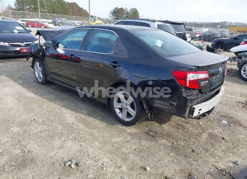 Photo 3 of 2013 Toyota Camry SE (VIN 4T1BF1FK3DU680508)