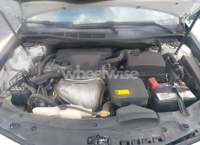 Photo 10 of 2013 Toyota Camry SE (VIN 4T1BF1FK3DU683747)