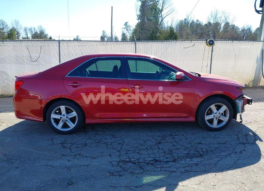 Photo 14 of 2013 Toyota Camry SE (VIN 4T1BF1FK3DU684980)