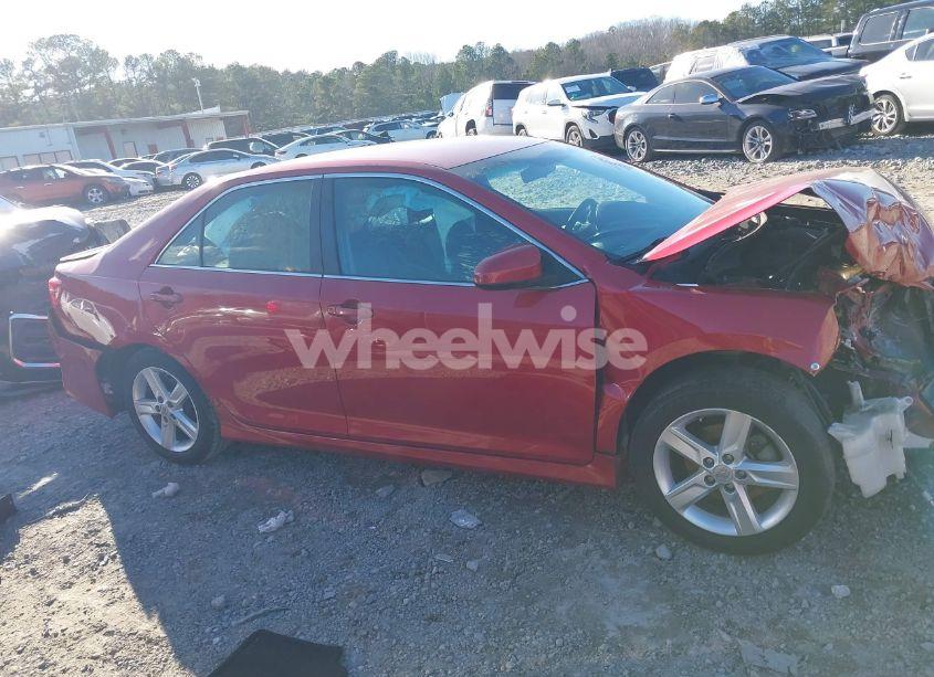 Photo 13 of 2013 Toyota Camry SE (VIN 4T1BF1FK3DU686826)