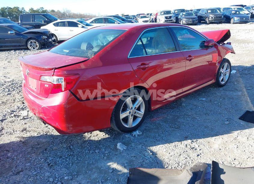 Photo 4 of 2013 Toyota Camry SE (VIN 4T1BF1FK3DU686826)