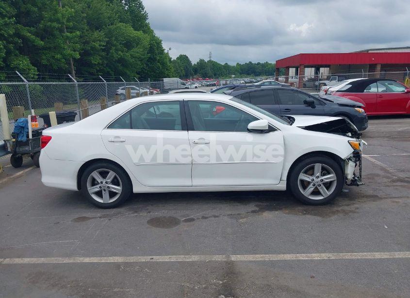 Photo 14 of 2013 Toyota Camry L (VIN 4T1BF1FK3DU692741)