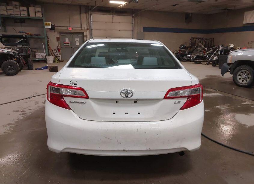 Photo 17 of 2013 Toyota Camry LE (VIN 4T1BF1FK3DU696062)