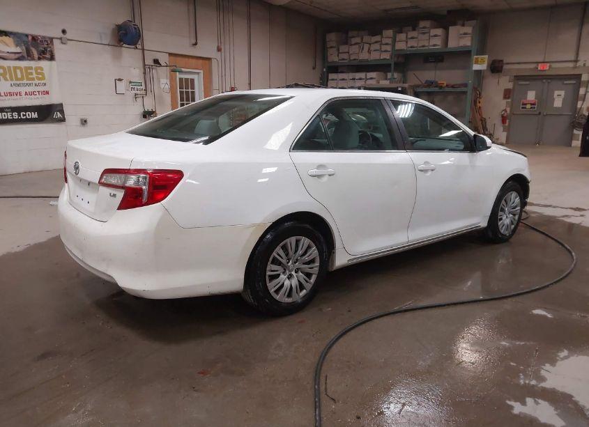 Photo 4 of 2013 Toyota Camry LE (VIN 4T1BF1FK3DU696062)