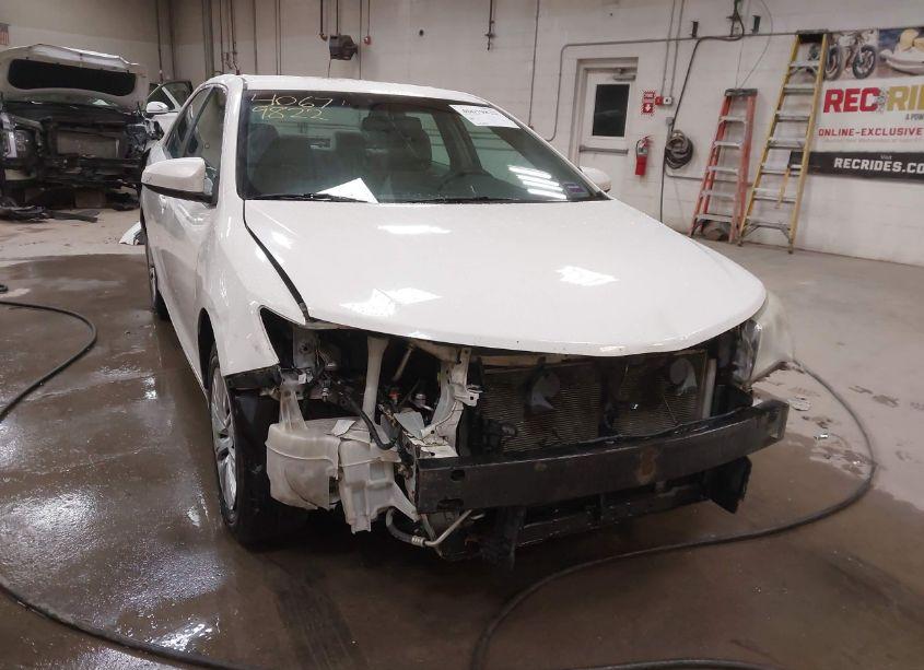 Photo 6 of 2013 Toyota Camry LE (VIN 4T1BF1FK3DU696062)