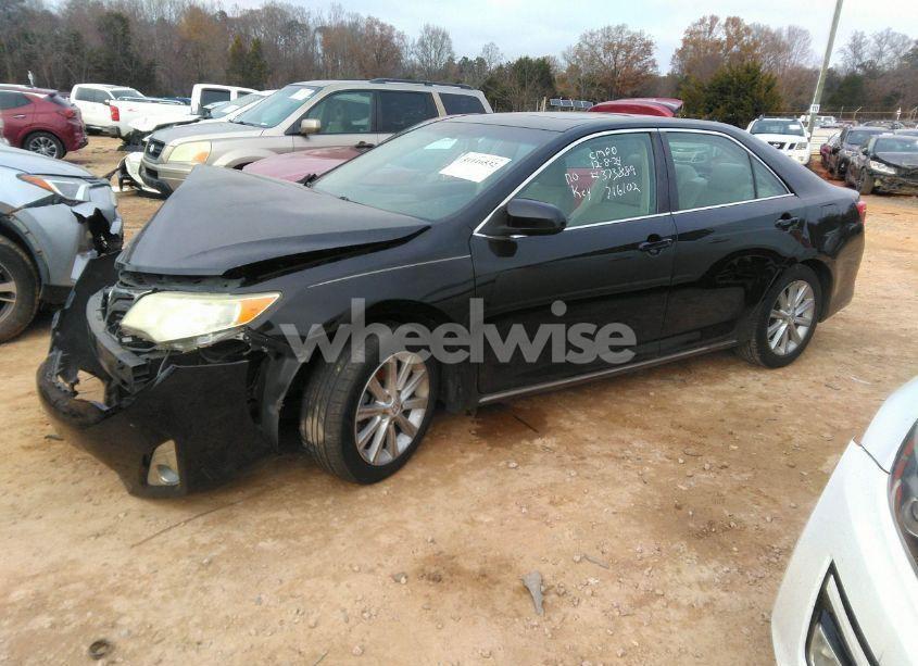 Photo 2 of 2013 Toyota Camry XLE (VIN 4T1BF1FK3DU716102)