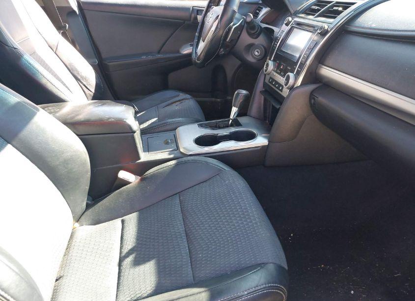 Photo 5 of 2014 Toyota Camry SE (VIN 4T1BF1FK3EU309916)