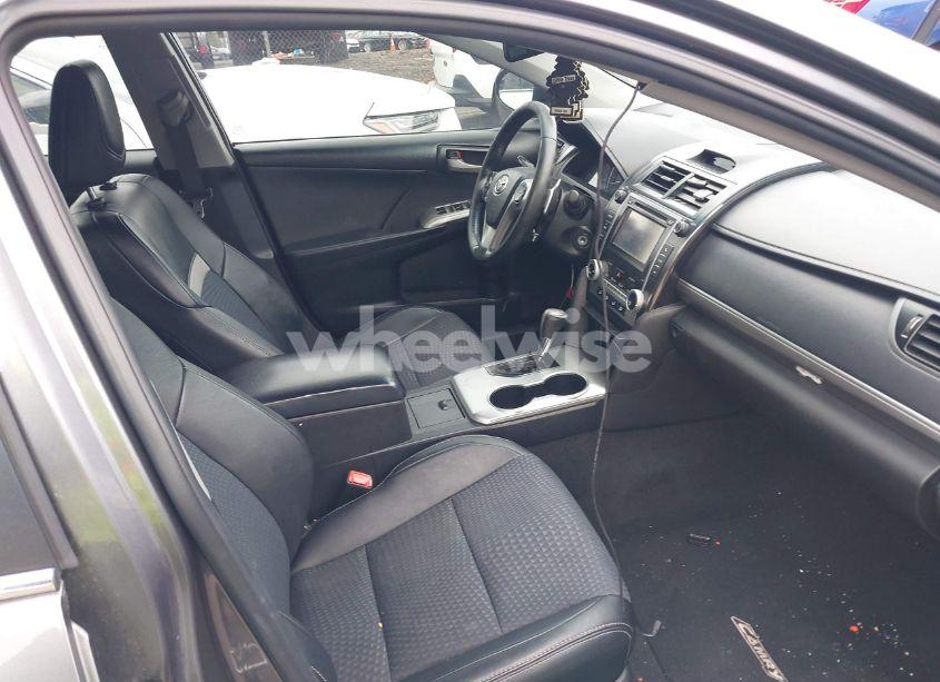 Photo 5 of 2014 Toyota Camry SE SPORT (VIN 4T1BF1FK3EU317370)