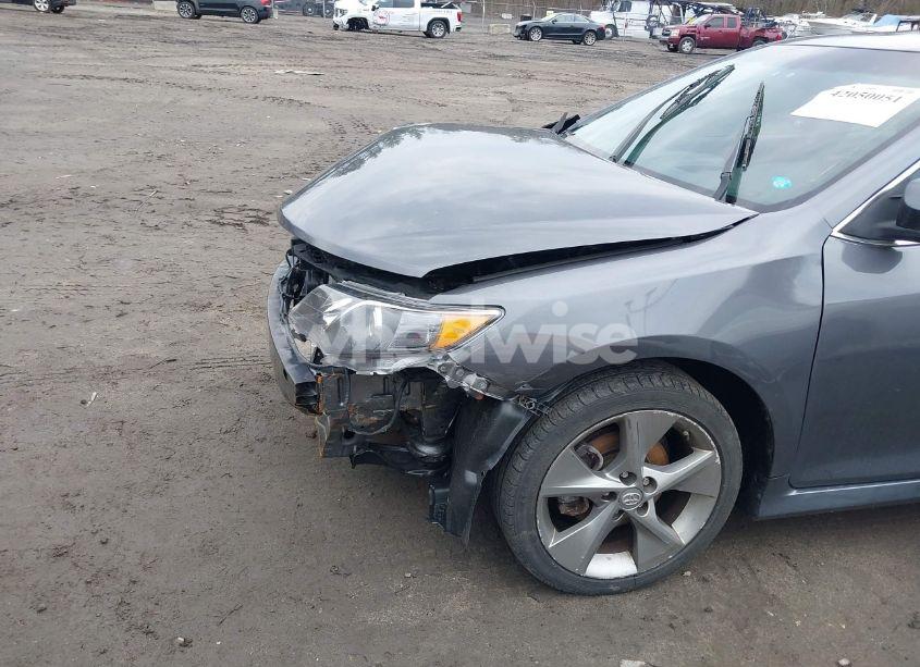 Photo 6 of 2014 Toyota Camry SE SPORT (VIN 4T1BF1FK3EU317370)