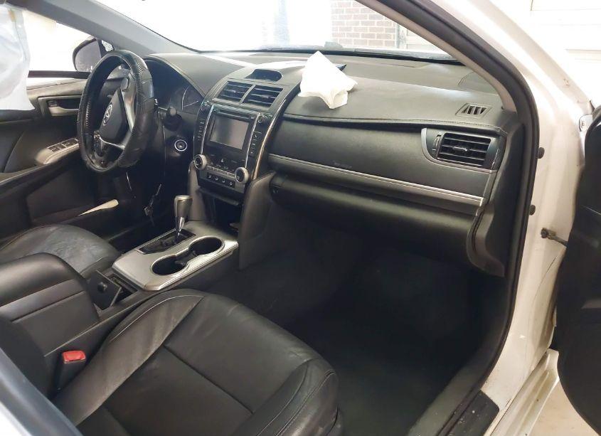 Photo 5 of 2014 Toyota Camry SE (VIN 4T1BF1FK3EU318504)