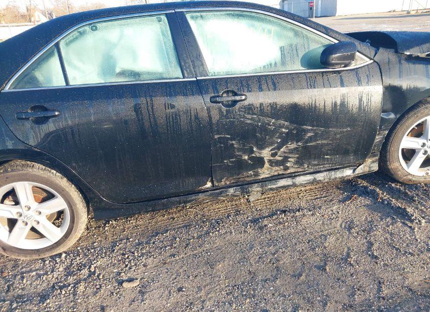 Photo 21 of 2014 Toyota Camry SE (VIN 4T1BF1FK3EU319572)