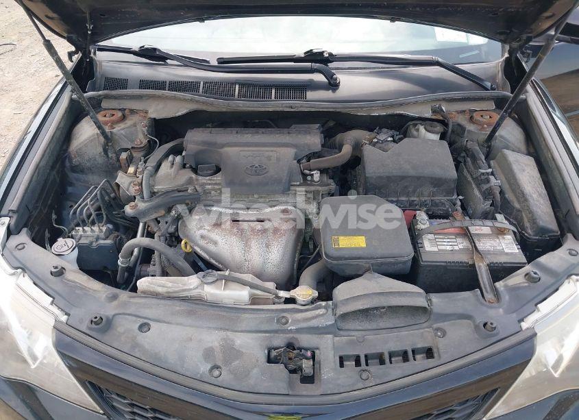 Photo 10 of 2014 Toyota Camry SE (VIN 4T1BF1FK3EU331155)