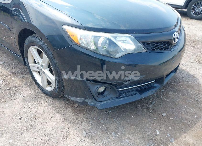 Photo 6 of 2014 Toyota Camry SE (VIN 4T1BF1FK3EU331155)
