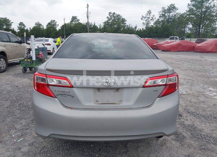 Photo 16 of 2014 Toyota Camry SE (VIN 4T1BF1FK3EU337778)
