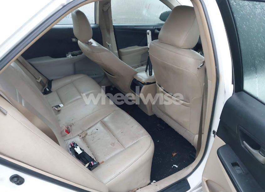 Photo 8 of 2014 Toyota Camry LE (VIN 4T1BF1FK3EU338770)