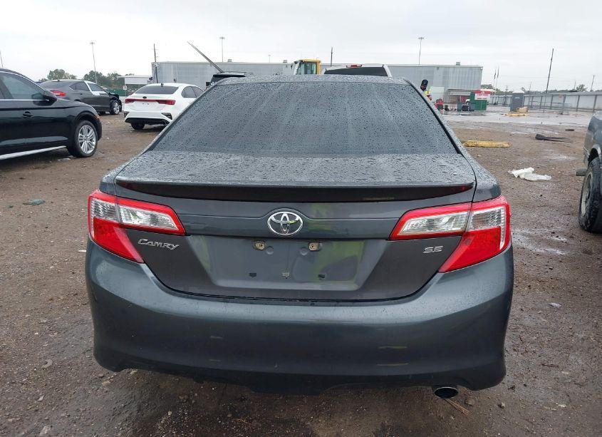 Photo 17 of 2014 Toyota Camry SE (VIN 4T1BF1FK3EU345881)